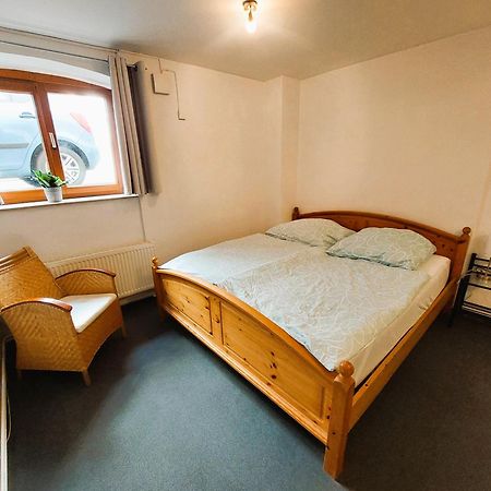 Zentrale Ferienwohnung - Direkt Am See Und Schloss Schwerin  Exterior foto